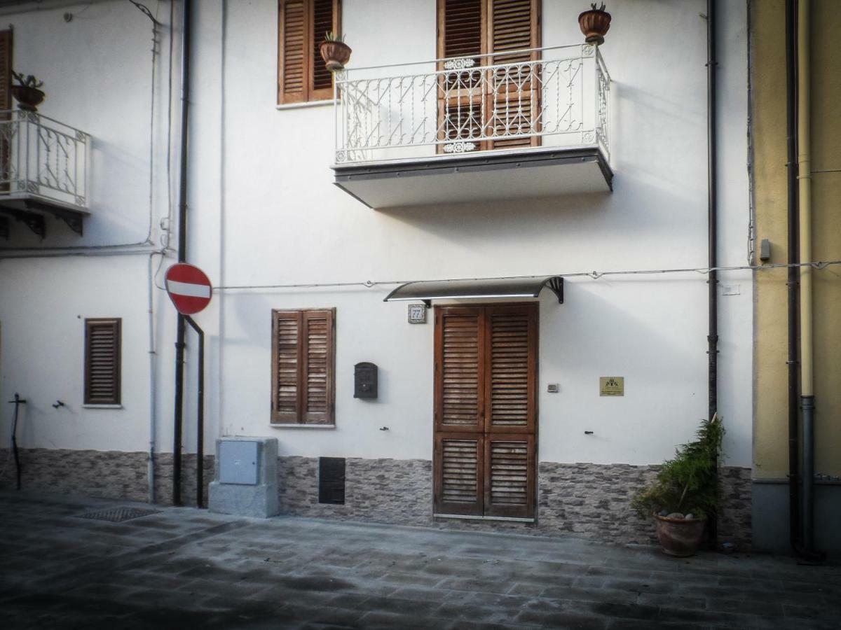 Guest House a Portapalermo Santo Stefano di Camastra Exterior foto